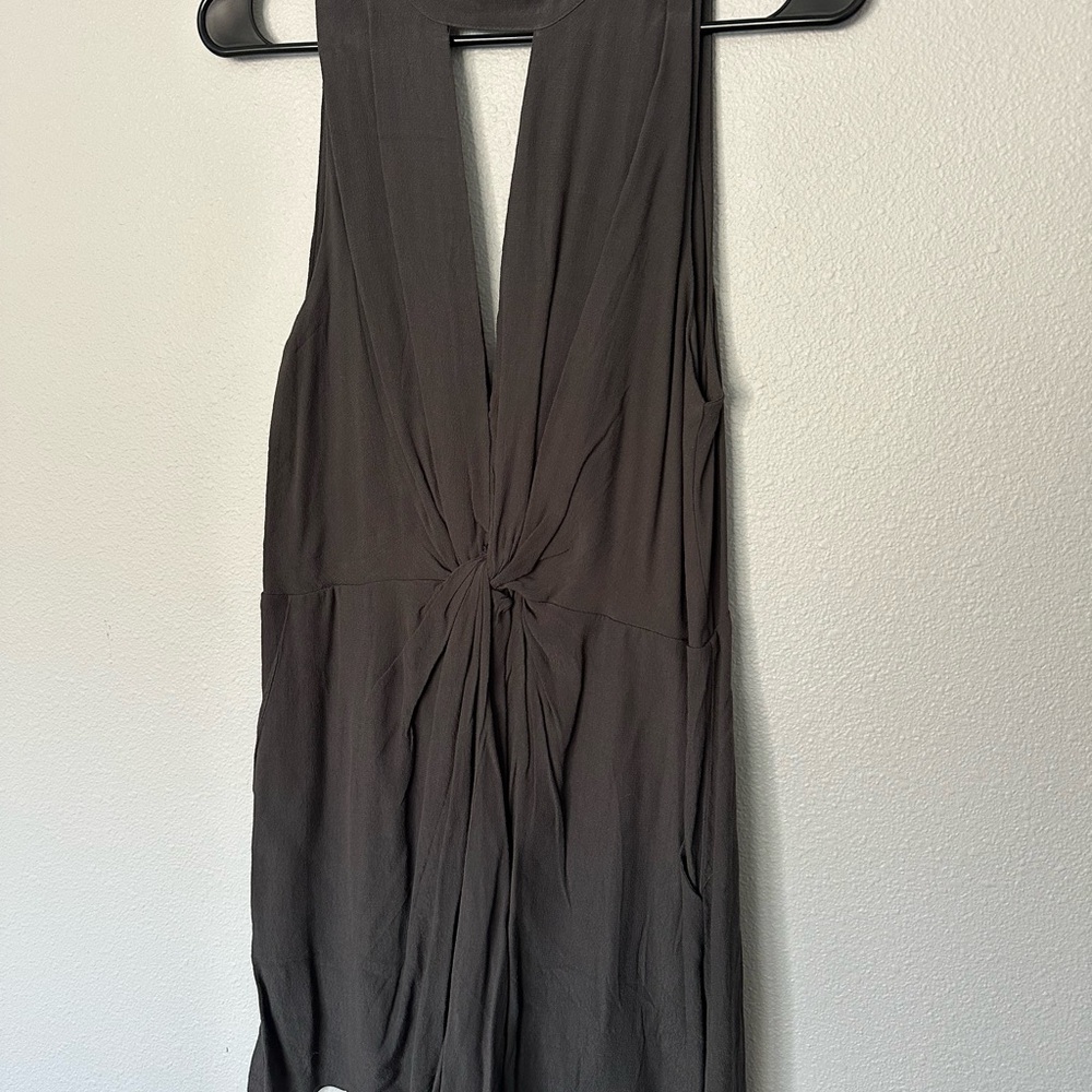 Elegant Gray Sleeveless Jumpsuit